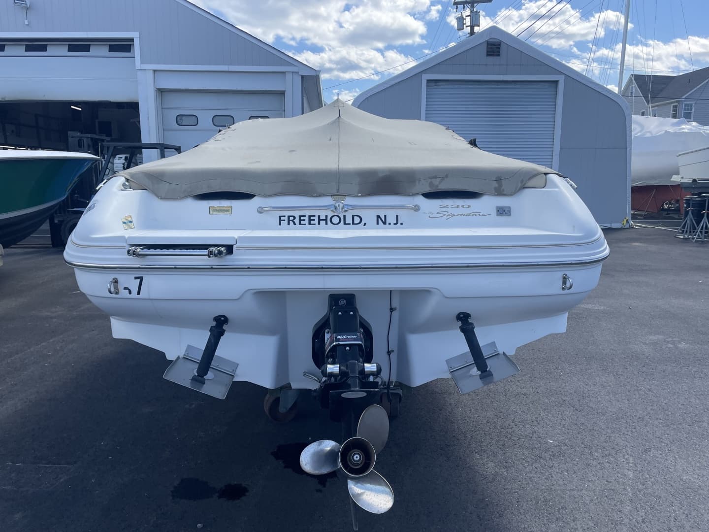 2000 Sea Ray 230 Signature