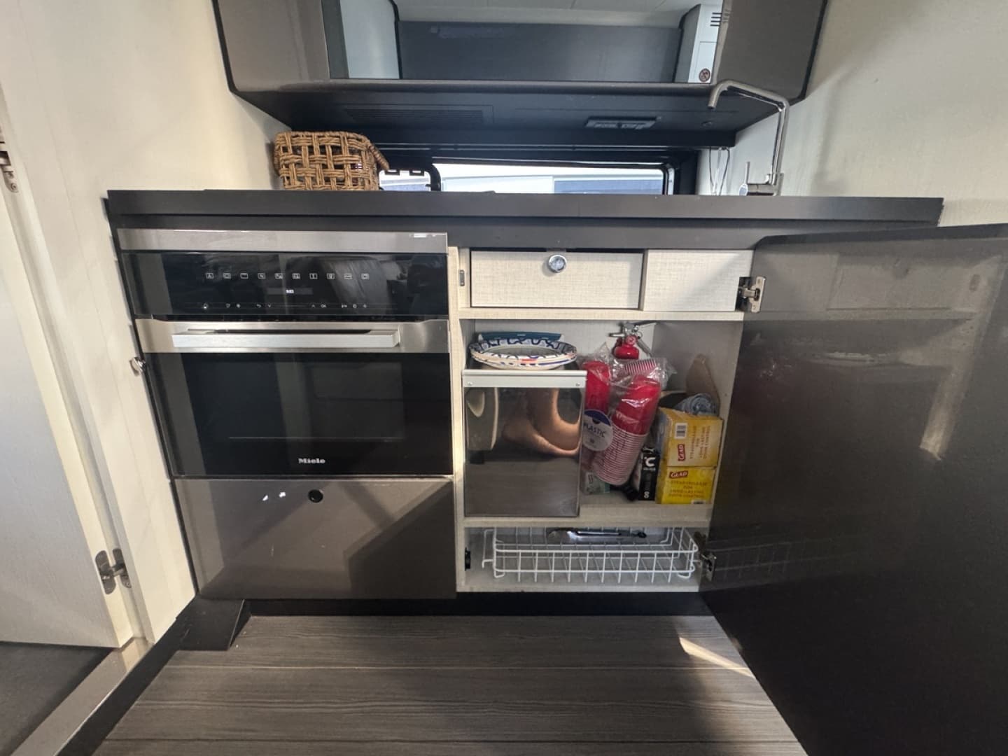 2023 Azimut Verve 47