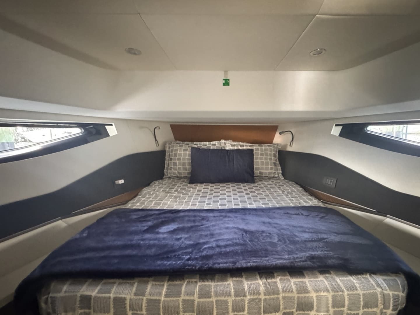 2023 Azimut Verve 47