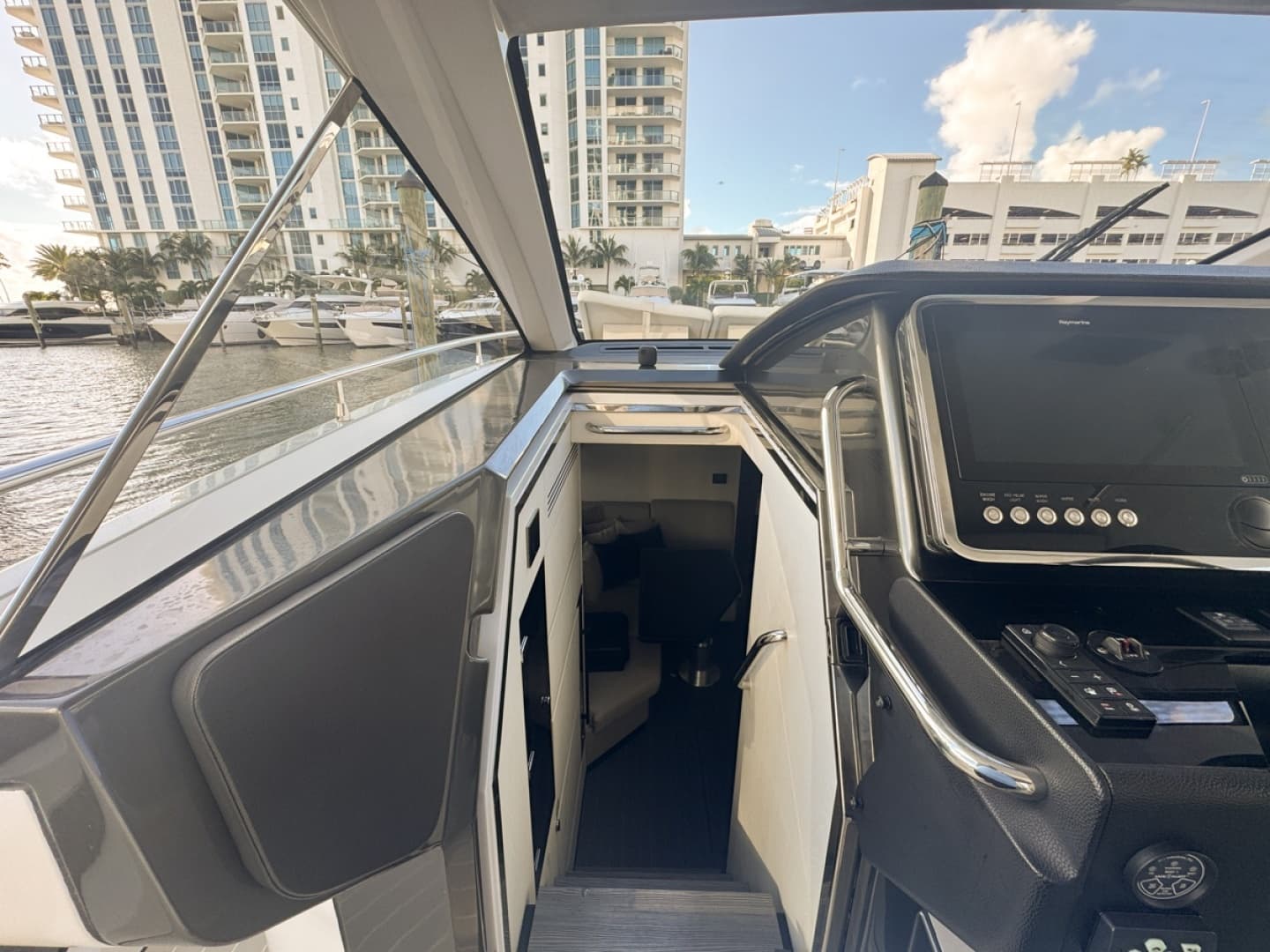 2023 Azimut Verve 47