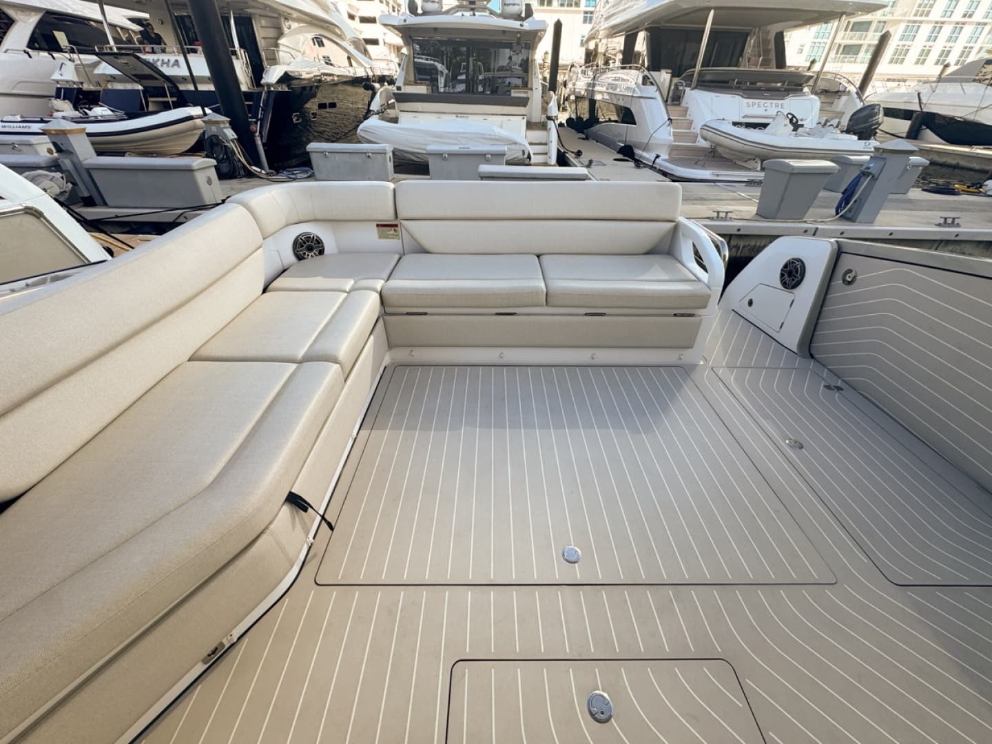 2023 Azimut Verve 47