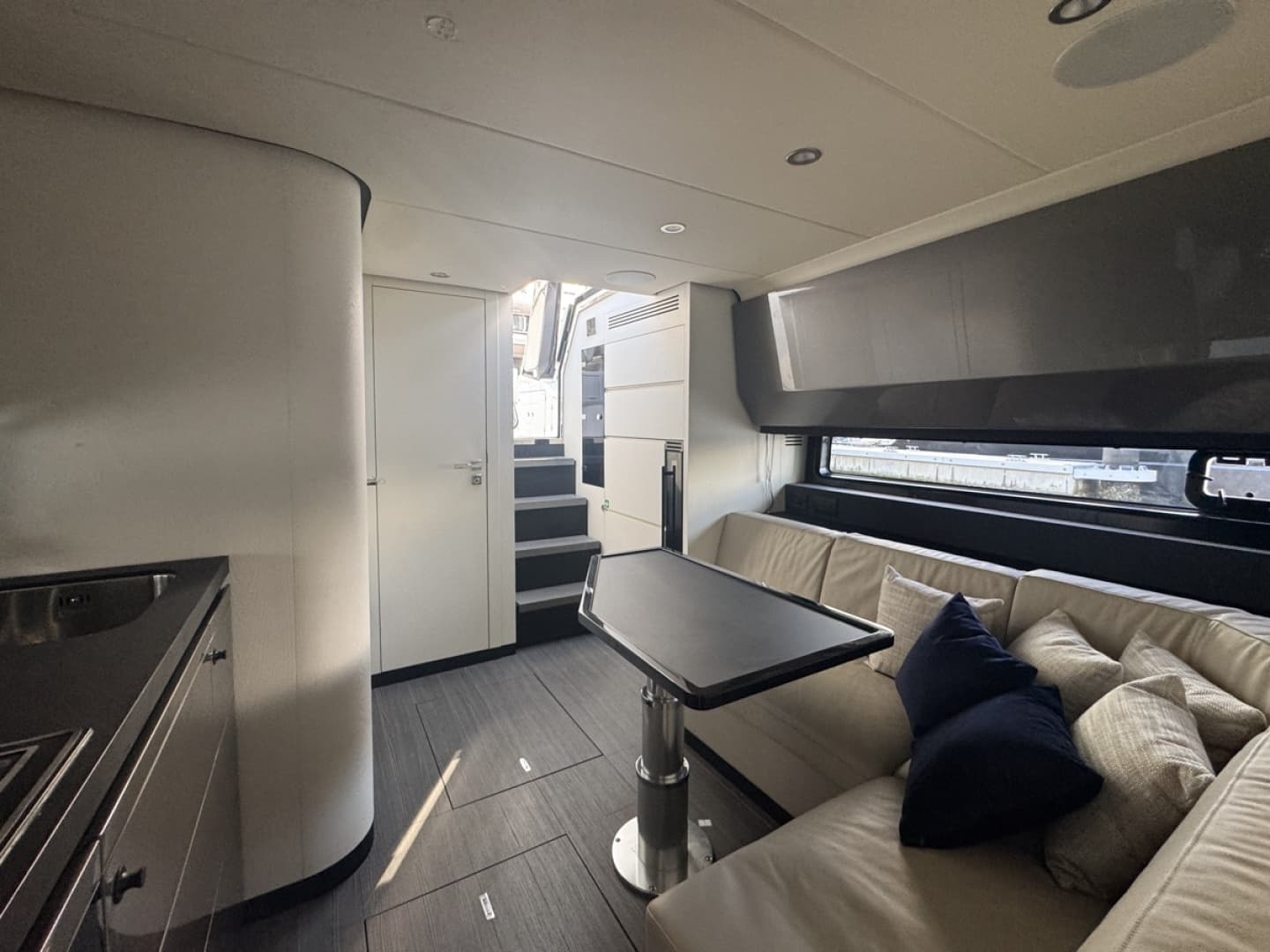 2023 Azimut Verve 47