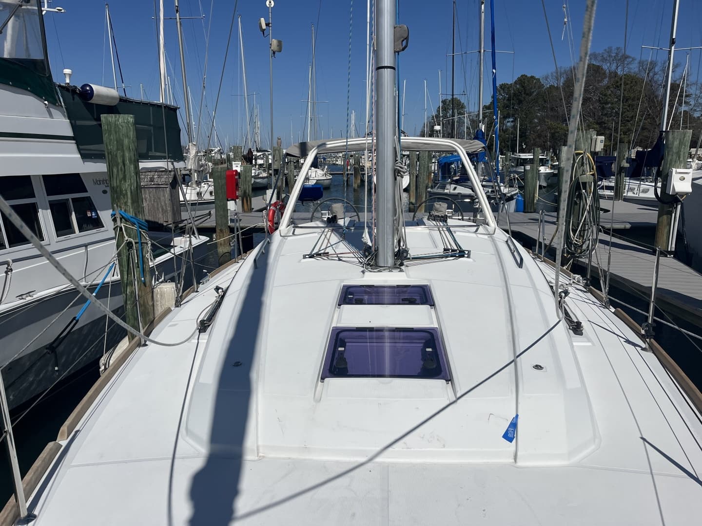 2016 Beneteau 38.1