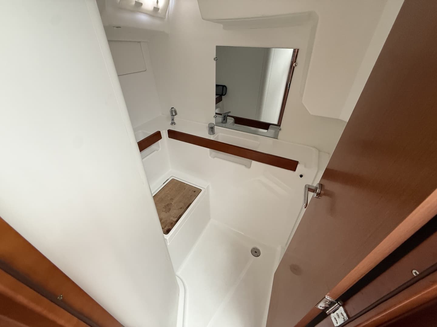 2016 Beneteau 38