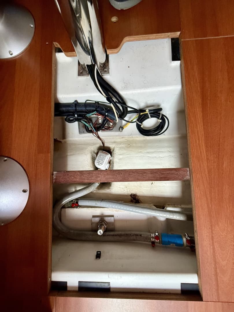 2016 Beneteau 38