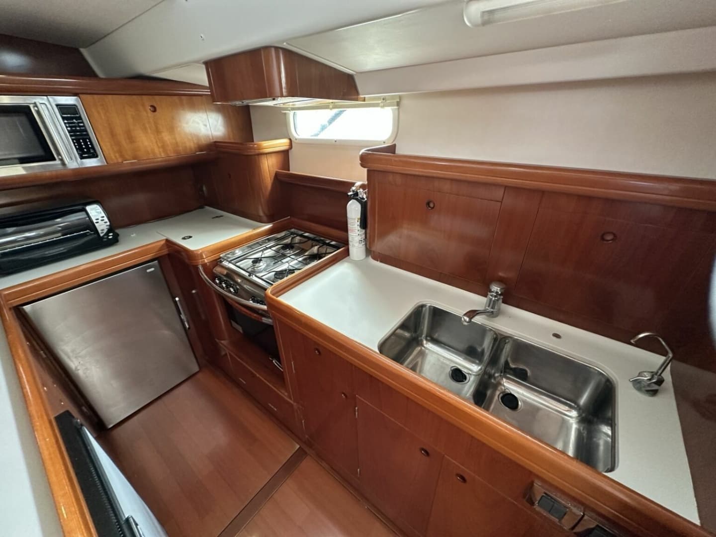 2003 Beneteau 57