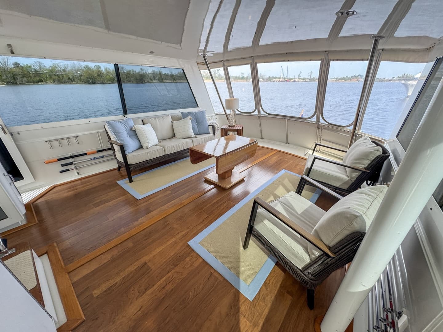 Aft Deck Enclosed