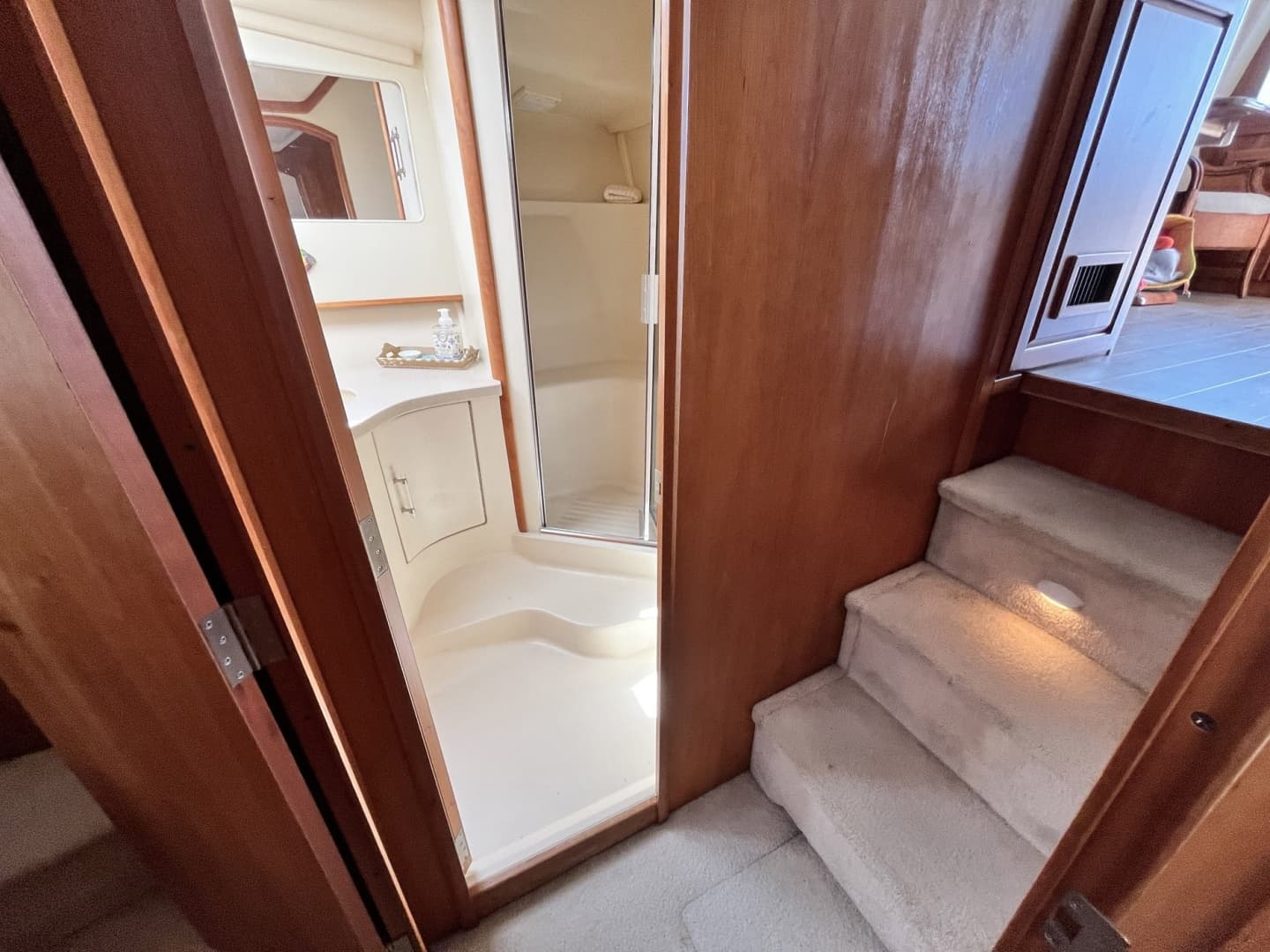 2003 Luhrs 40 Convertible