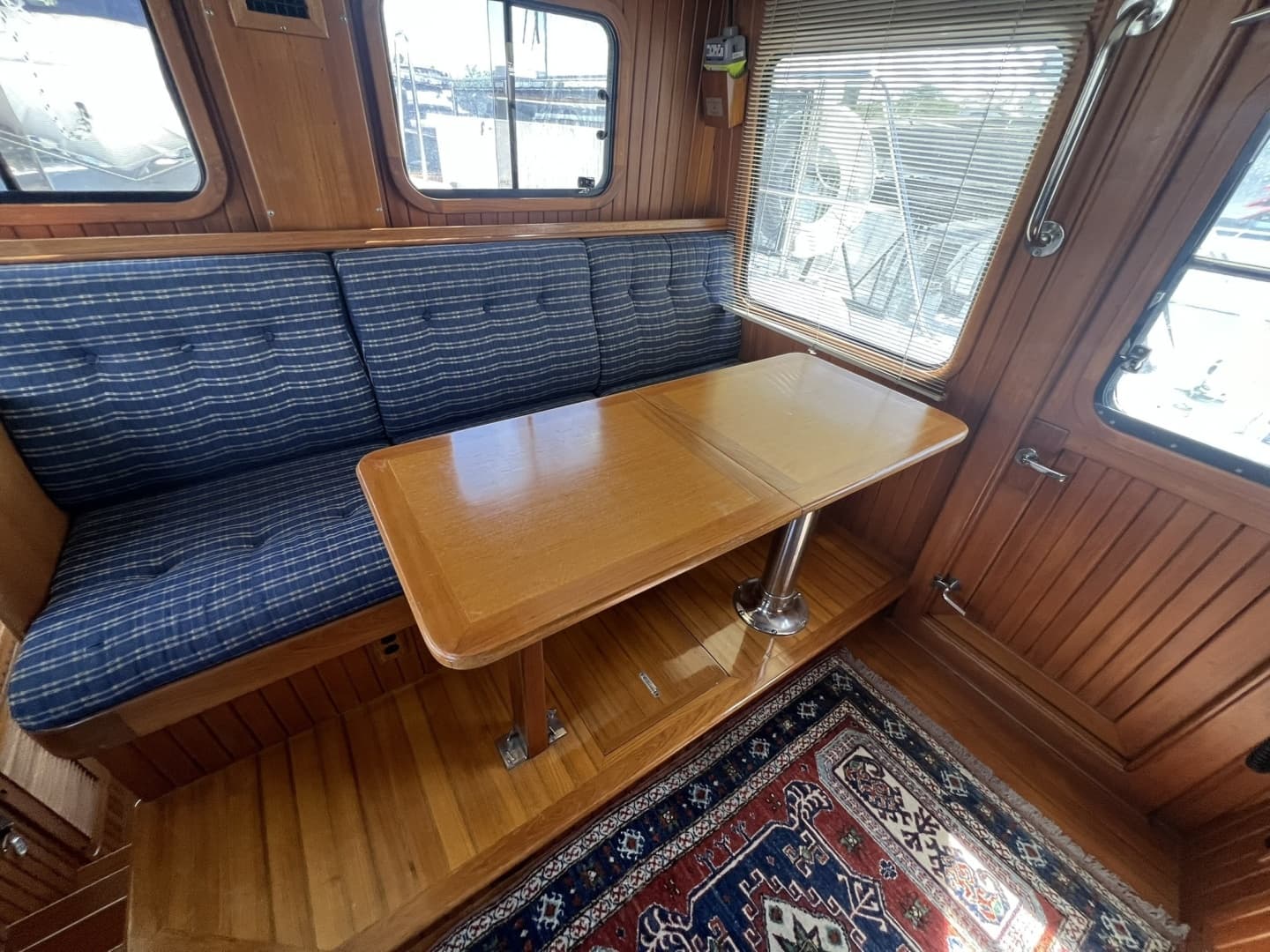 1989 Hans Christian Independence 45