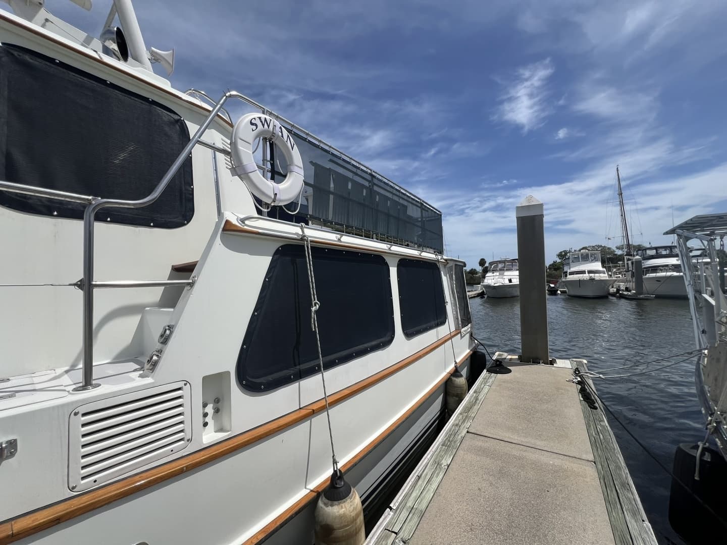 1989 Hans Christian Independence 45