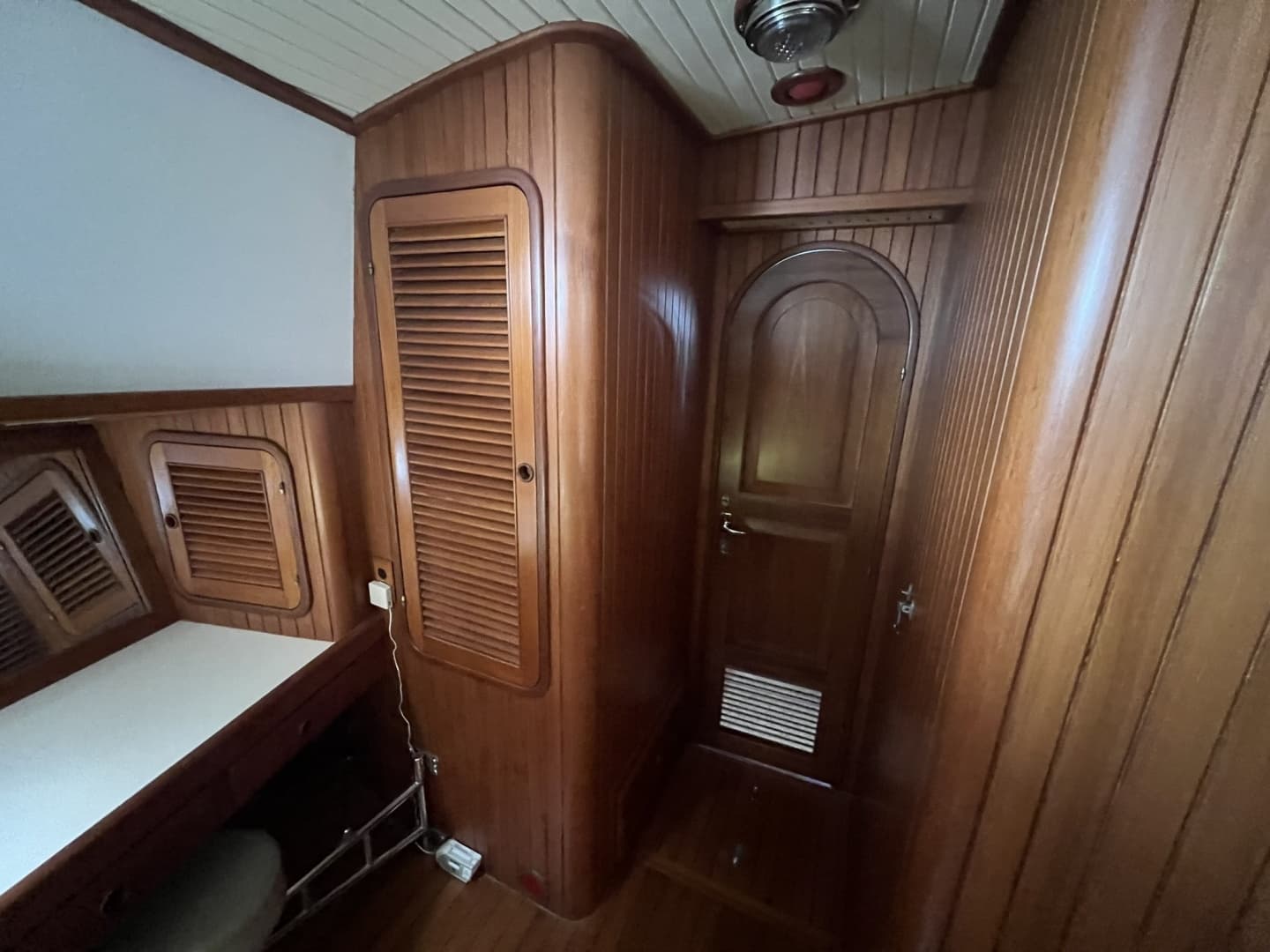 1989 Hans Christian Independence 45