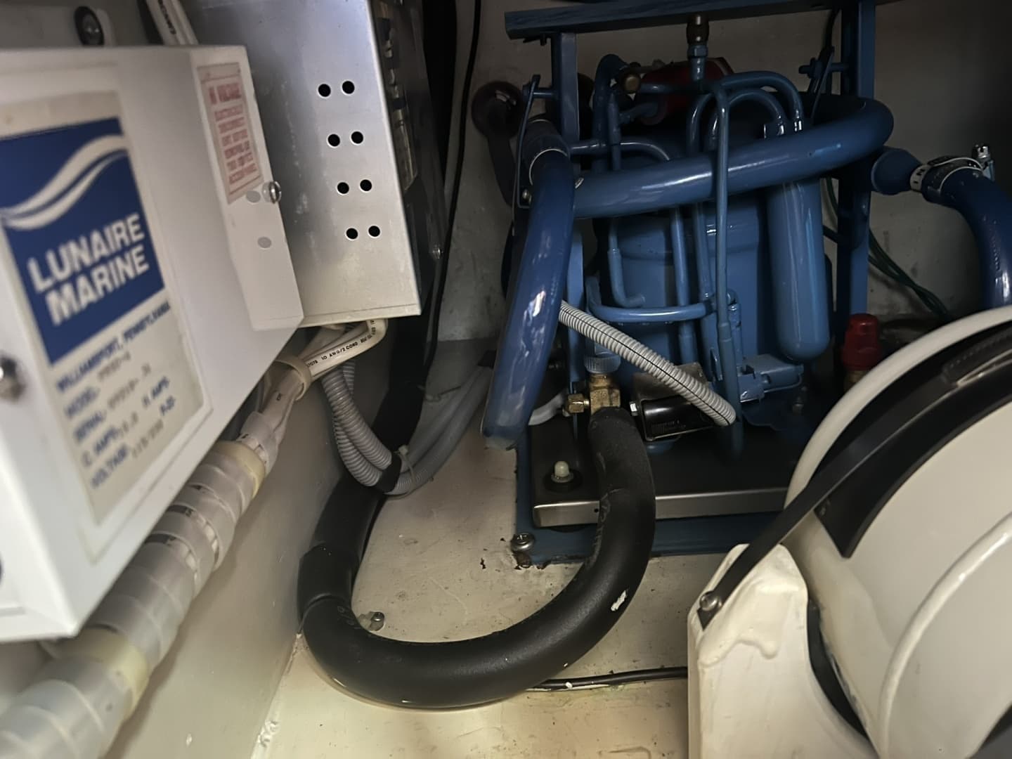 1989 Hans Christian Independence 45