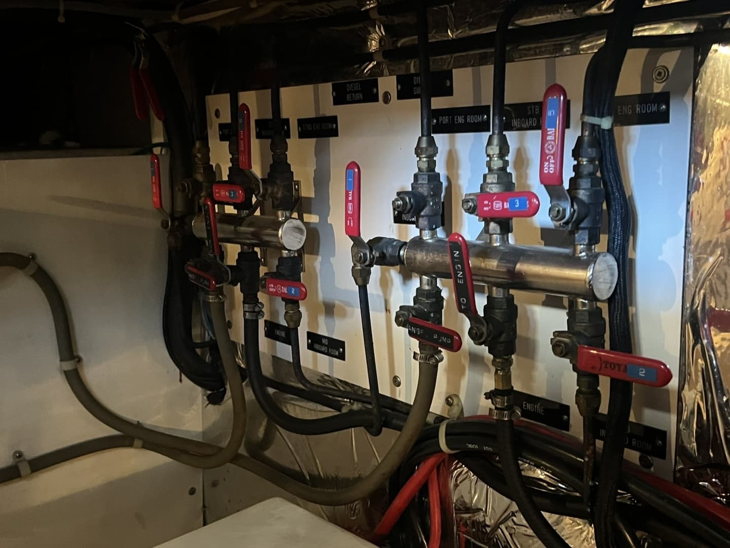 1989 Hans Christian Independence 45