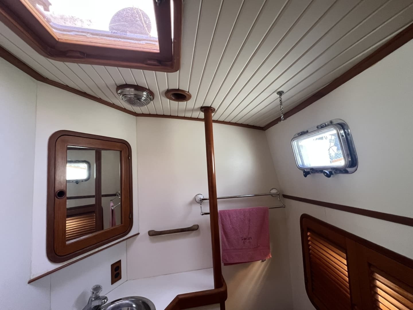 1989 Hans Christian Independence 45