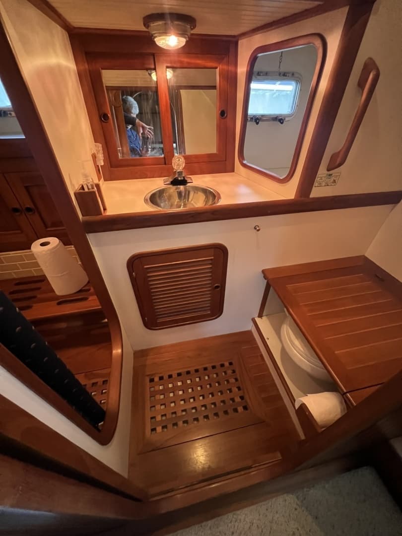 1989 Hans Christian Independence 45