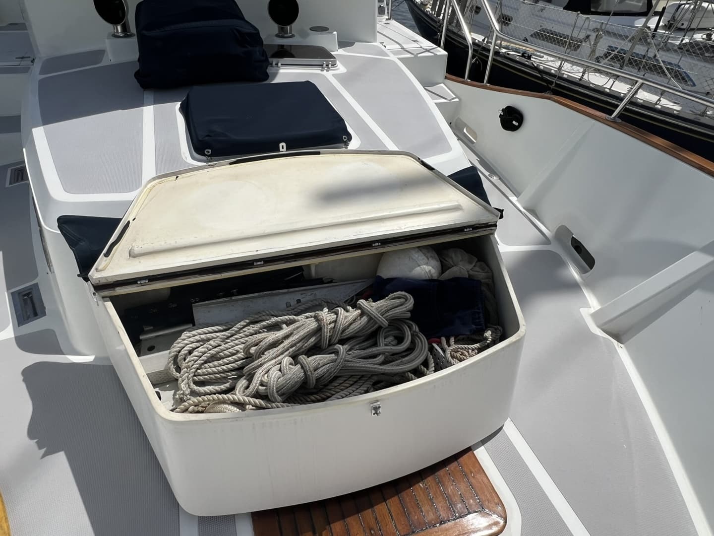 1989 Hans Christian Independence 45