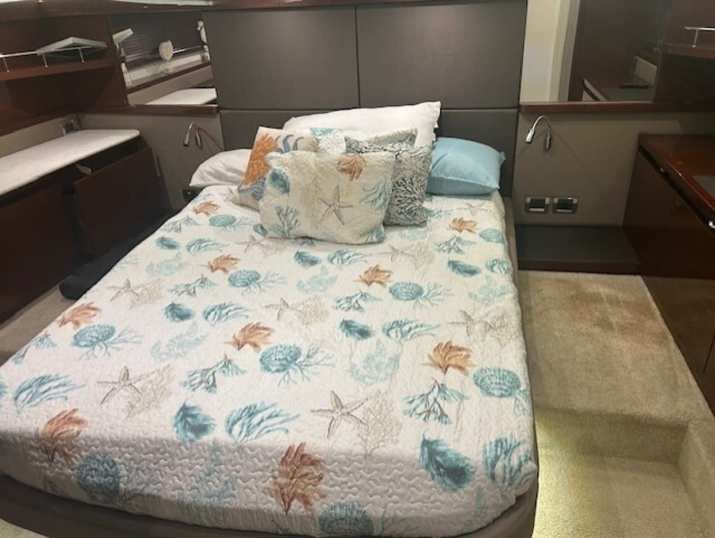 2017 Sea Ray 460 FLY