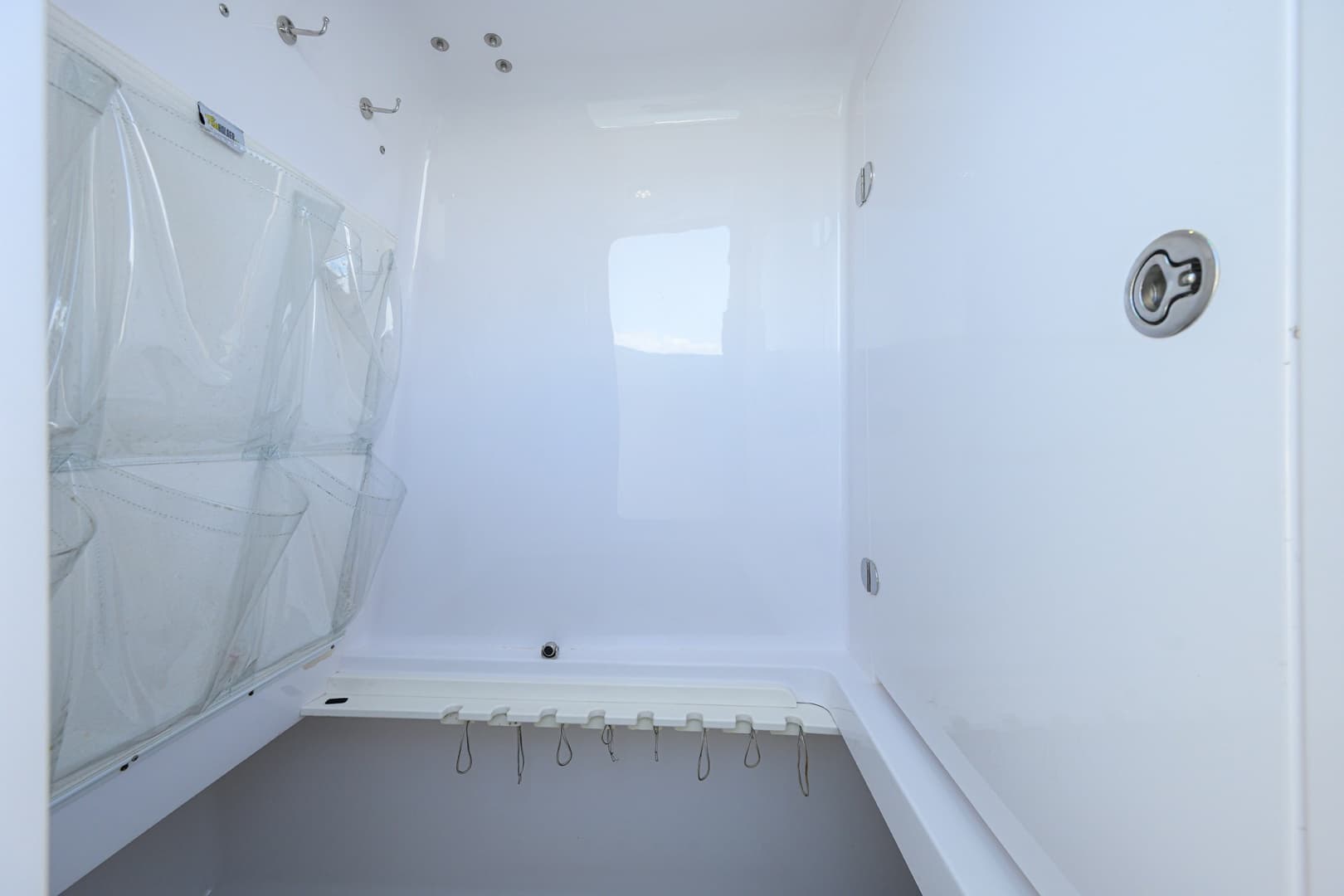 Bahama 41 - Interior Storage