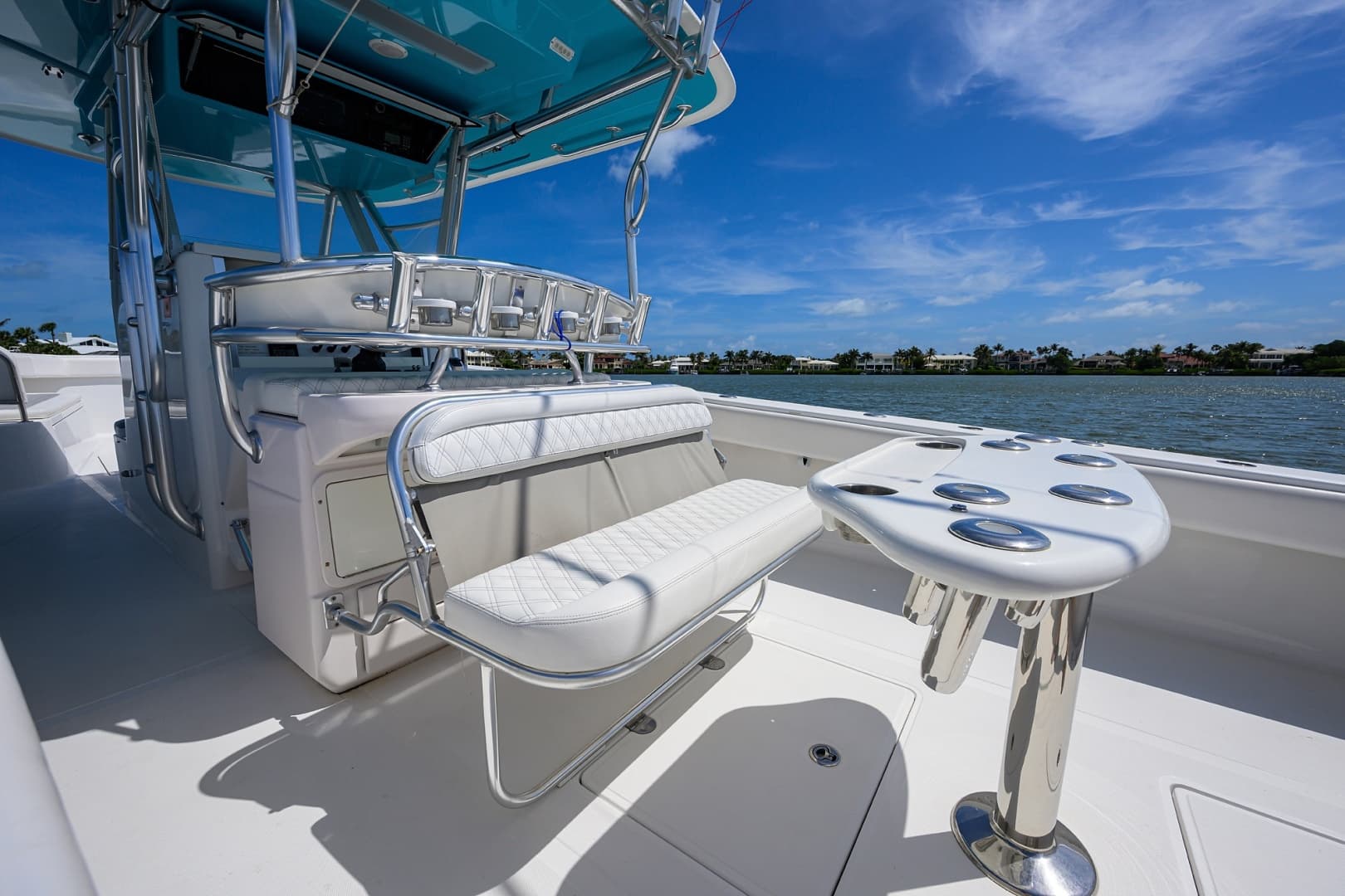Bahama 41 - Exterior Cockpit