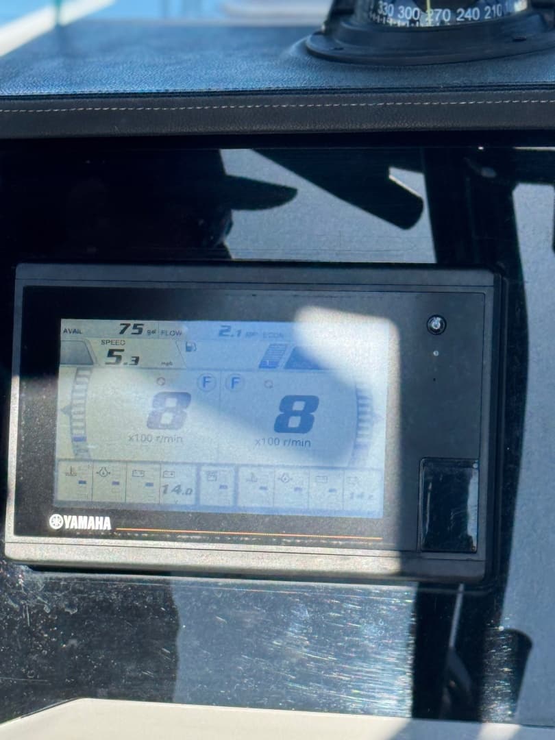 2021 Sailfish 290 CC