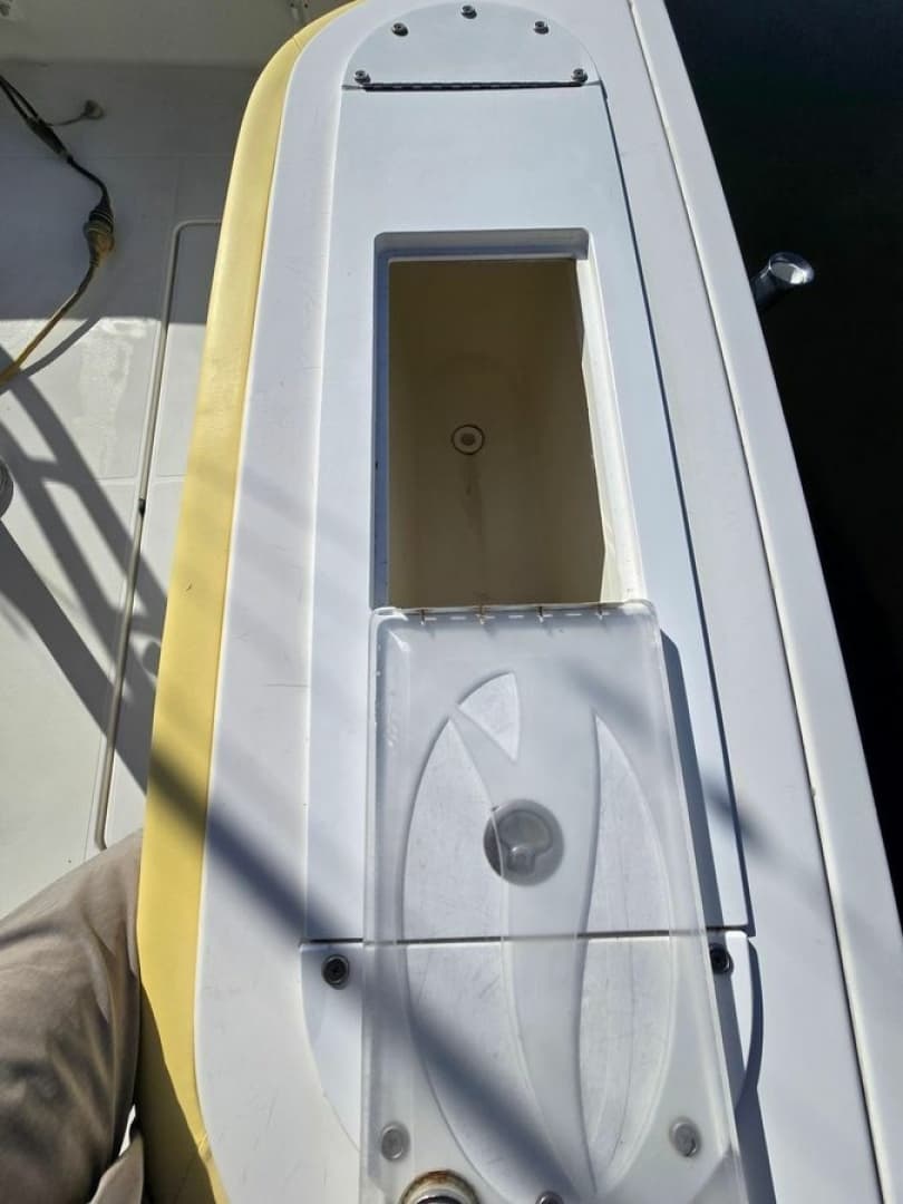 2005 Rampage 33 Express