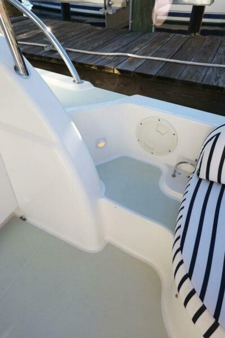 Side Cockpit Boarding