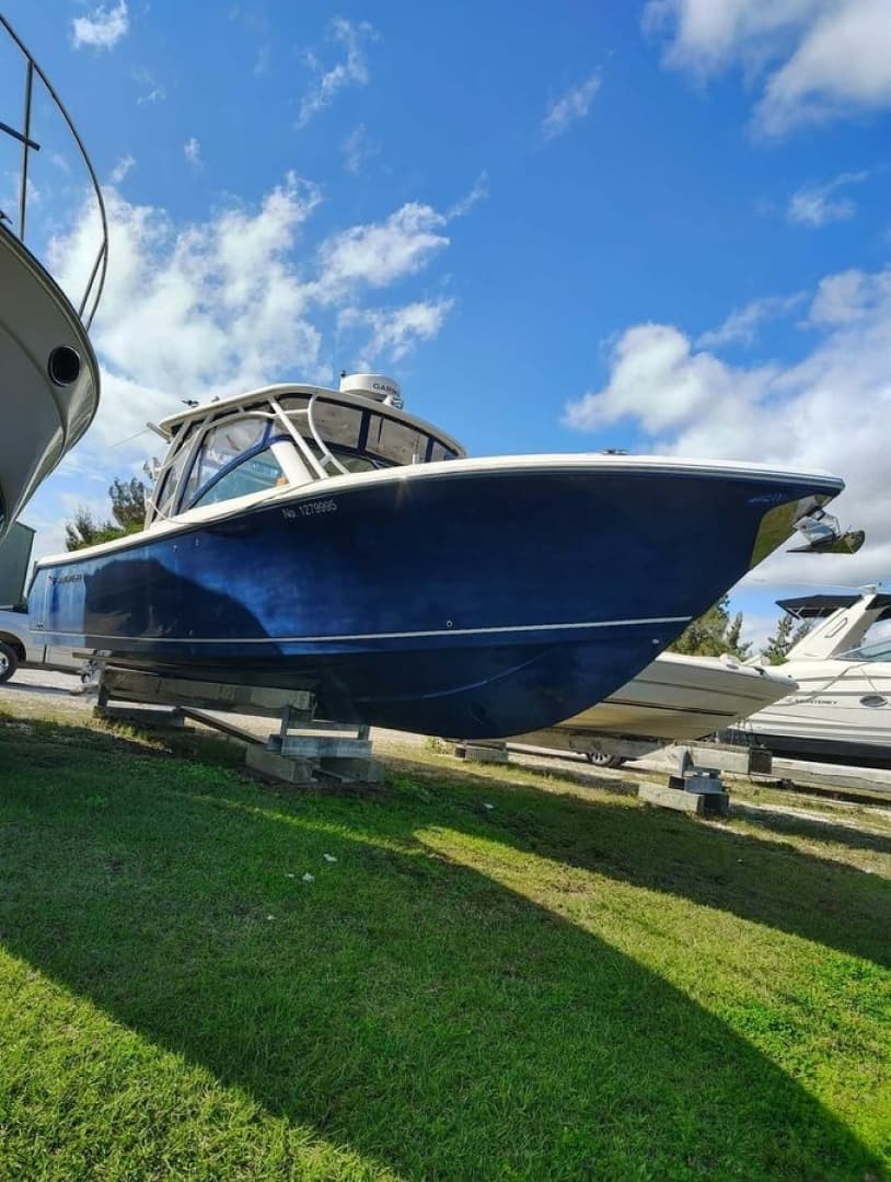 2017 Sailfish Dual Console 325