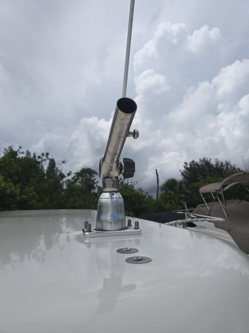 2017 Sailfish Dual Console 325