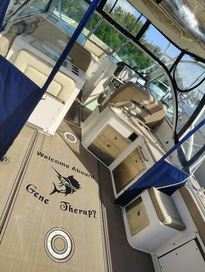 2017 Sailfish Dual Console 325