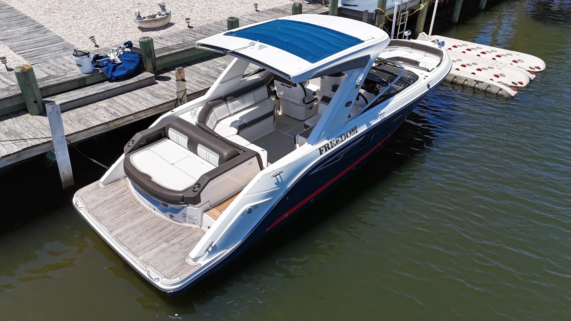 2017 Sea Ray 310 SLX