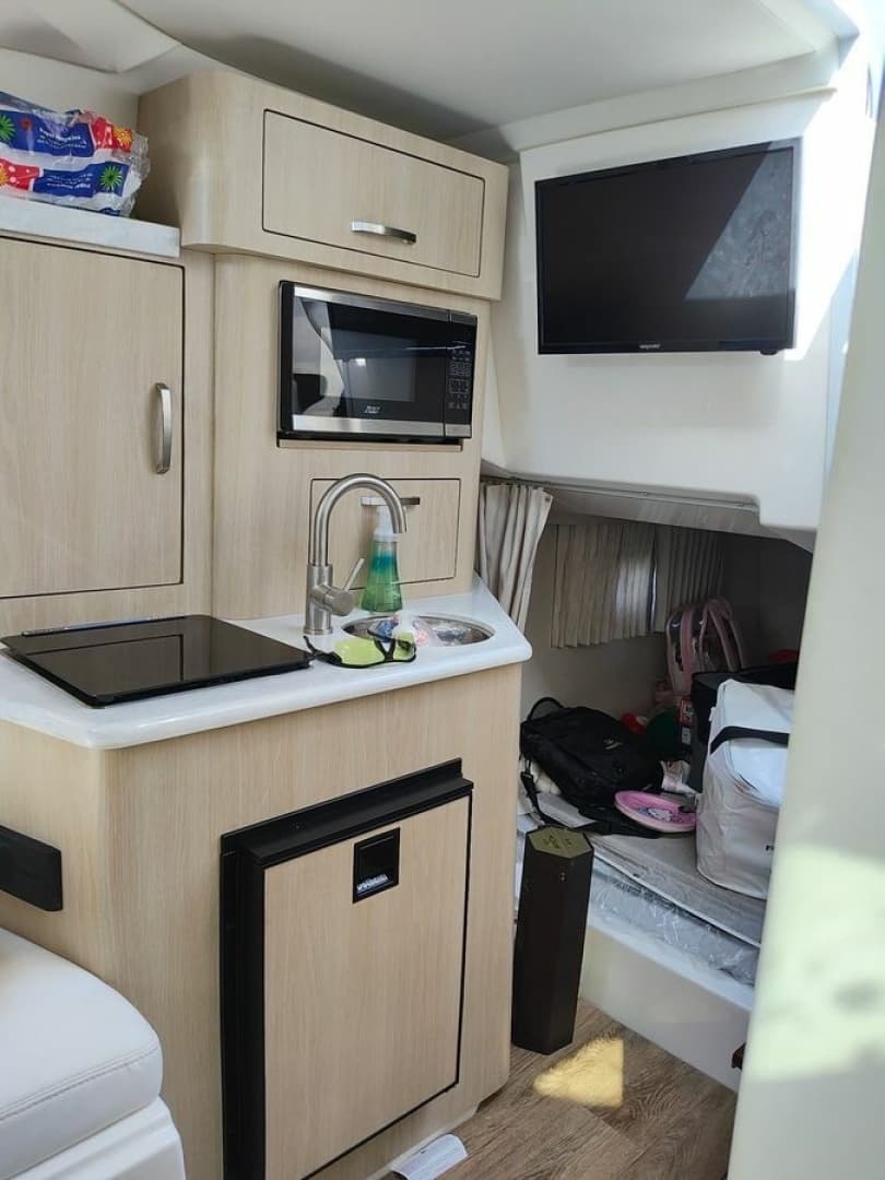 2023 Regal 28 Express