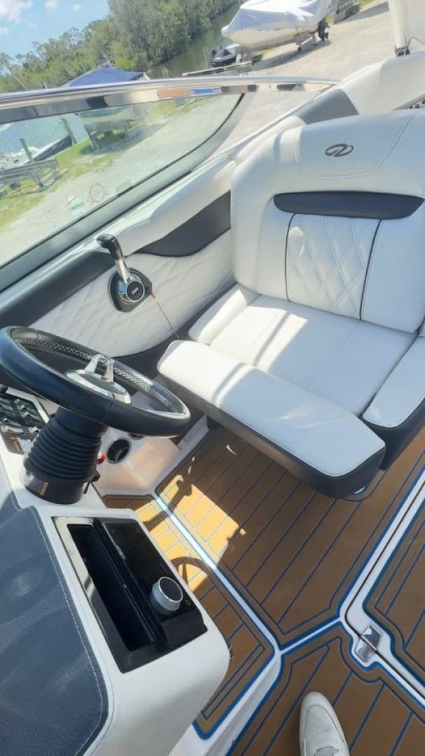 2018 Regal FasDeck