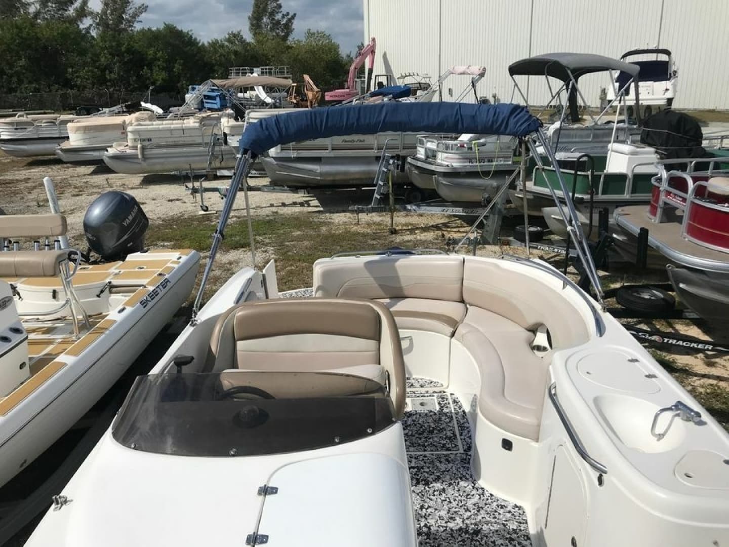 2005 Chaparral Sunesta 252