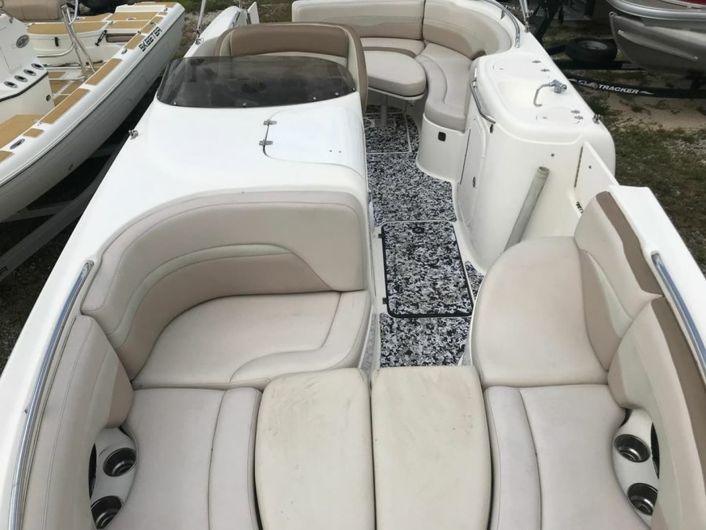 2005 Chaparral Sunesta 252