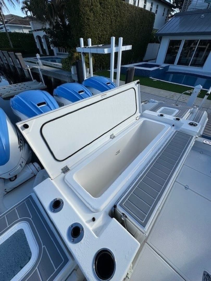 2023 Pursuit S 428 Sport