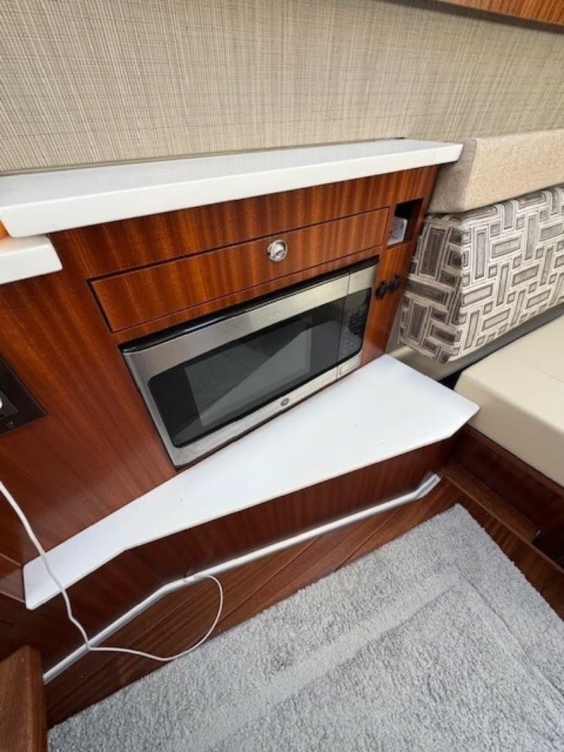 2023 Pursuit S 428 Sport