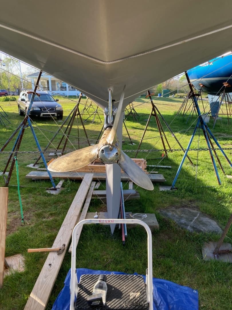 Folding prop