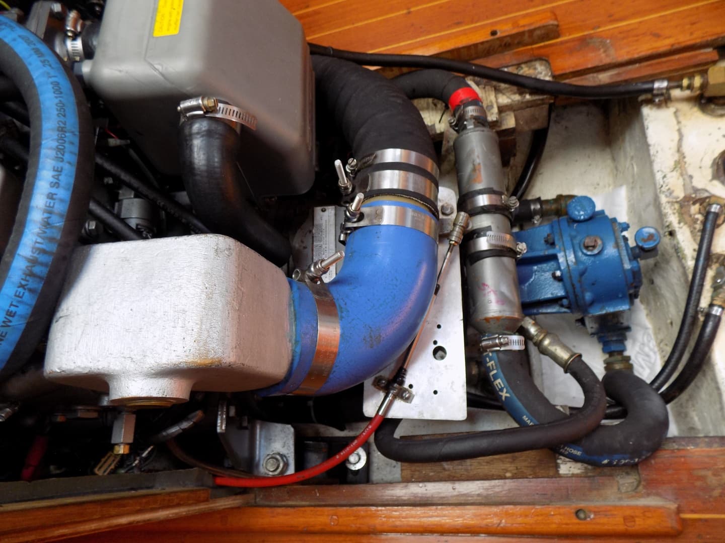 Closer view of engine 