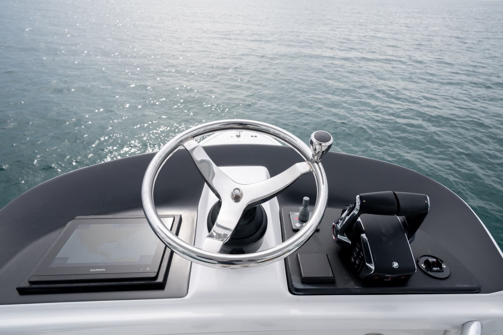 2011 Contender 40 Express