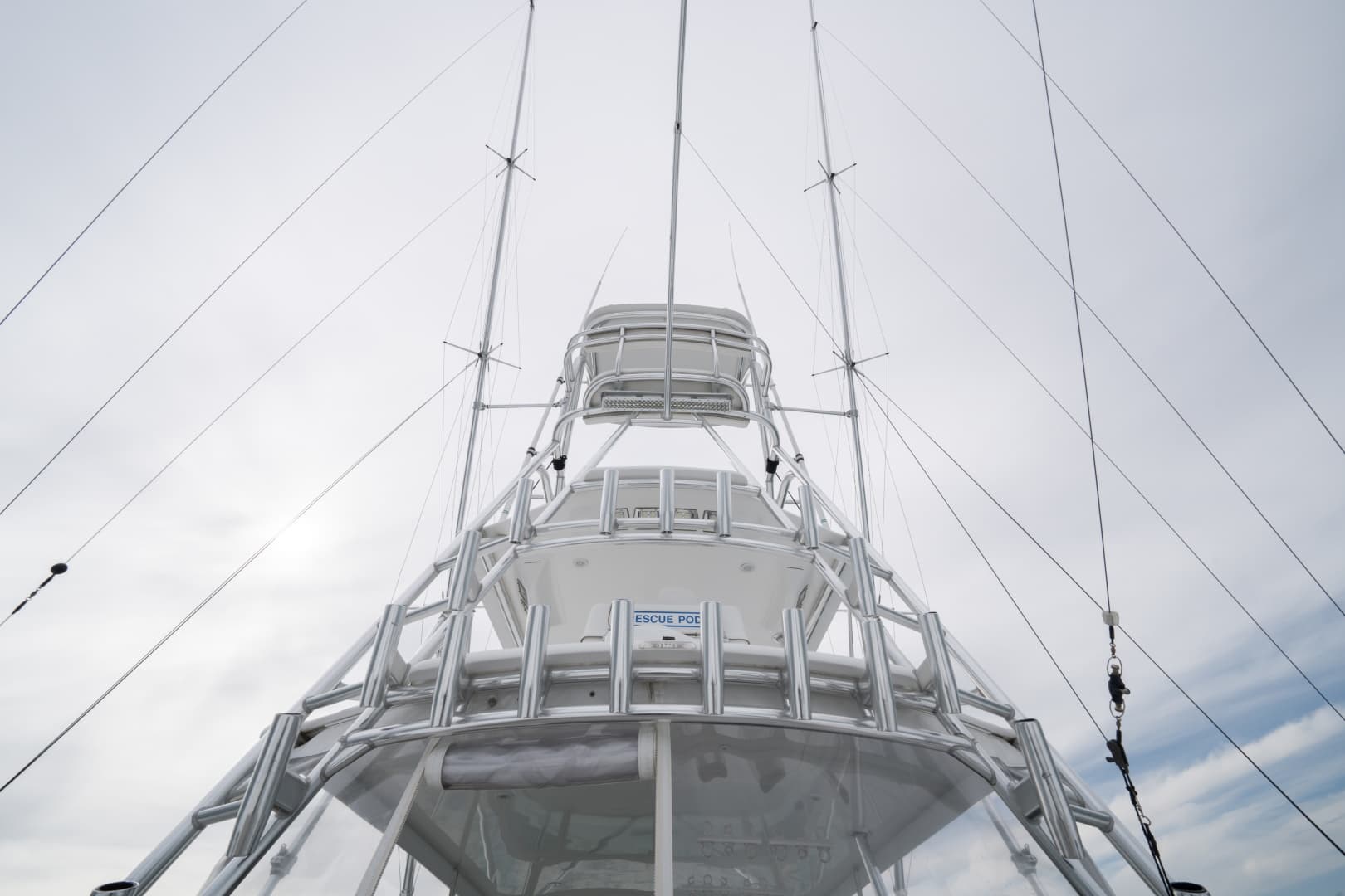 2011 Contender 40 Express