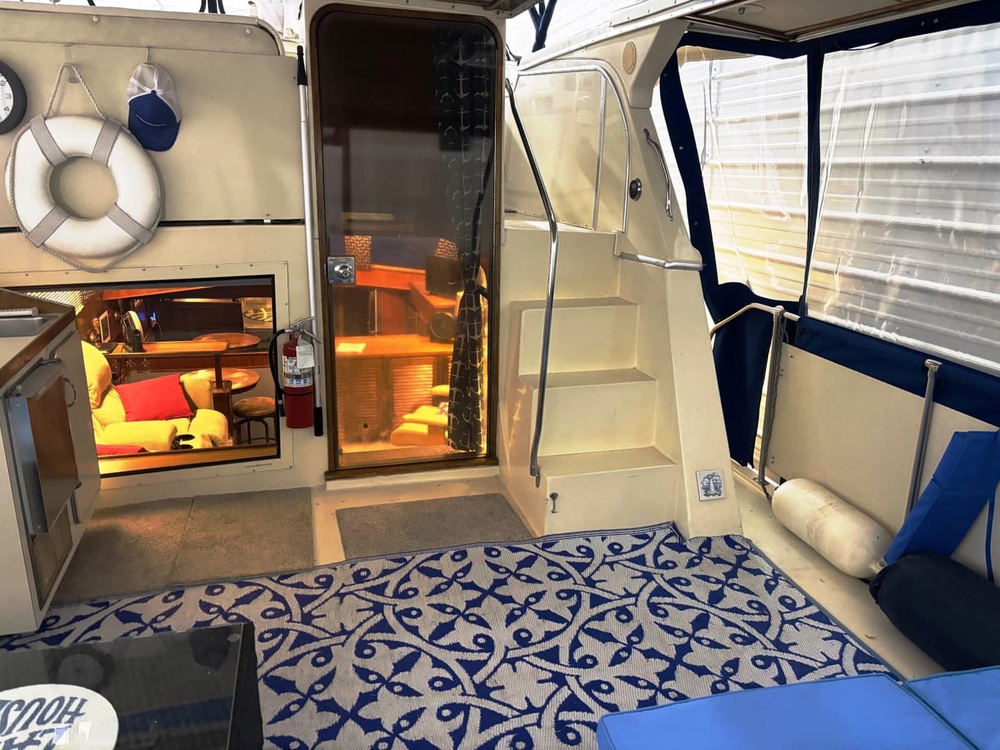 1987 Chris-Craft 427 catalina