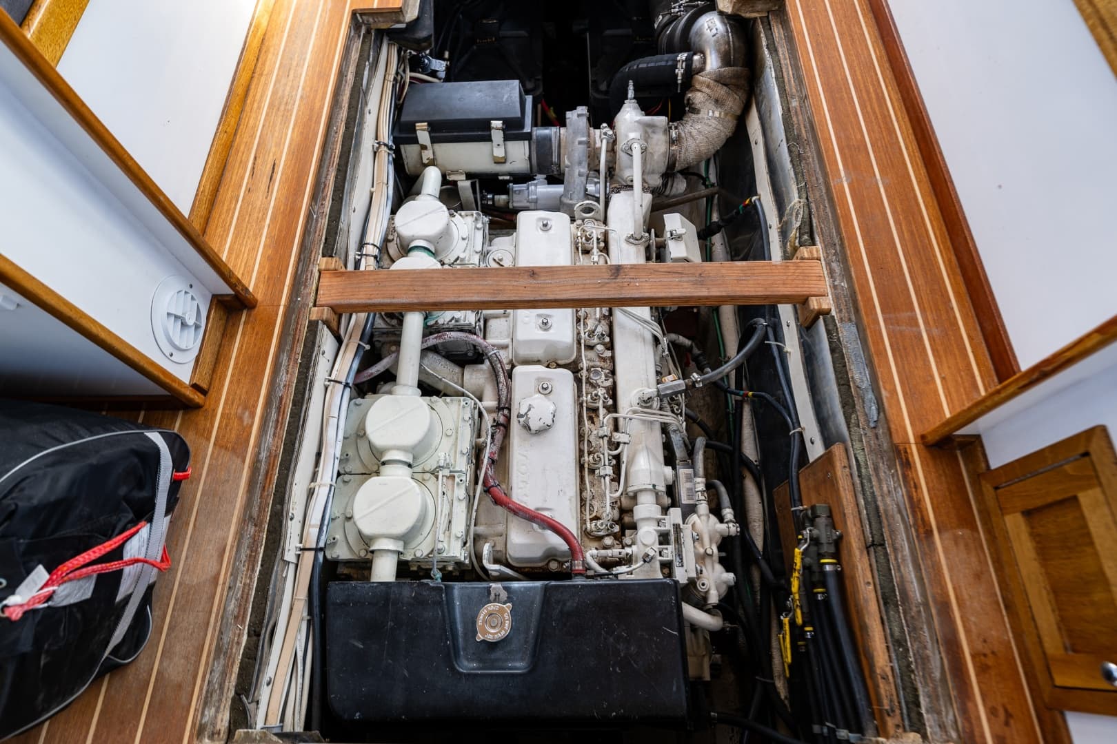 1999 Northern Bay 36