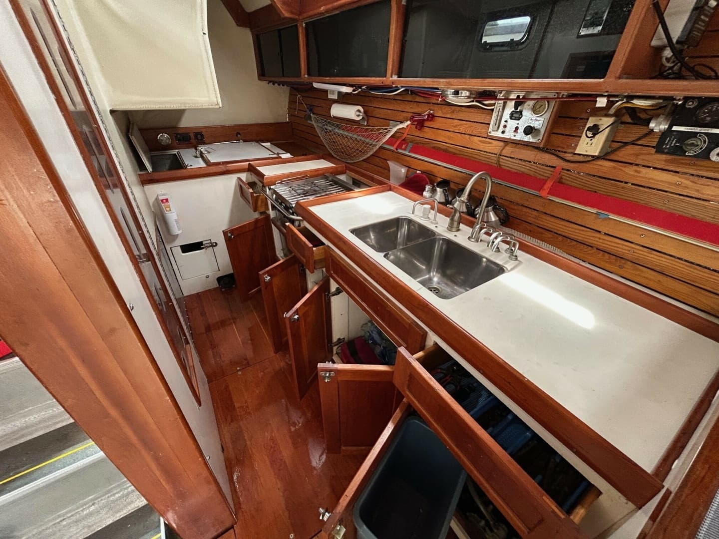 Galley storage