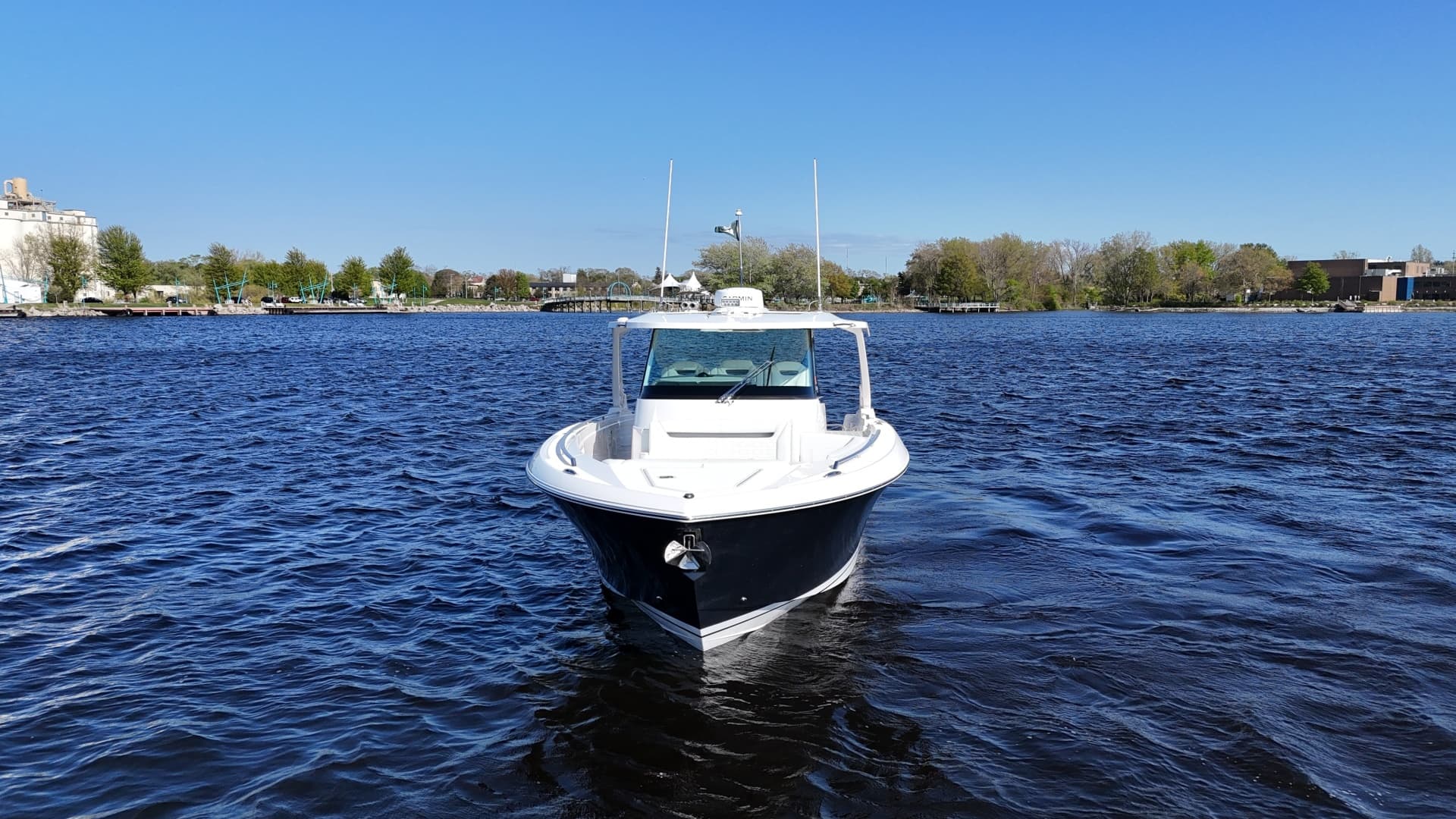 2024 Tiara Yachts 38 LS
