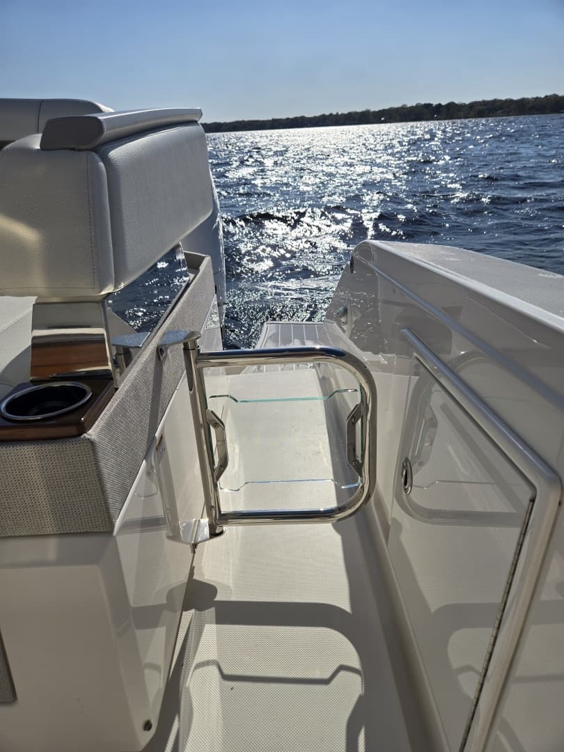 2024 Tiara Yachts 38 LS