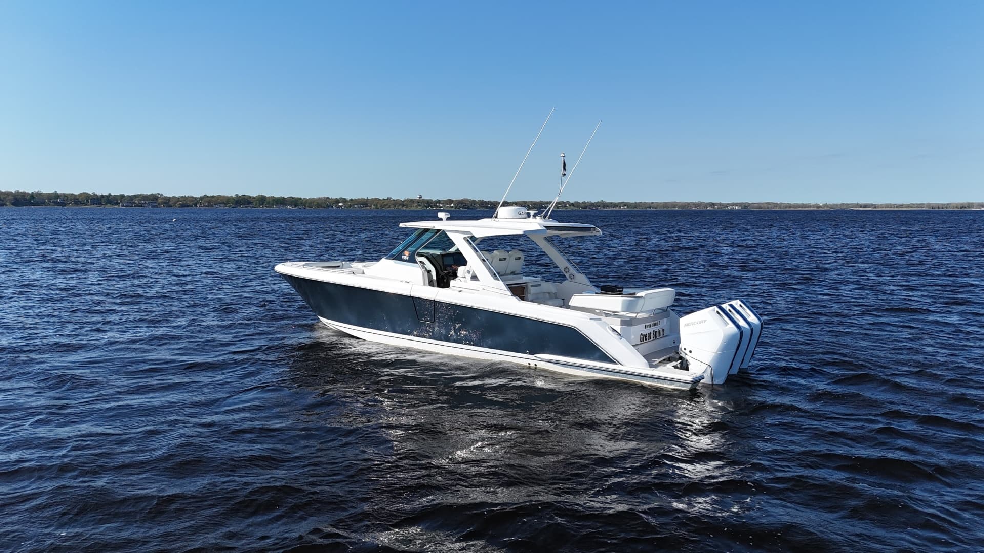2024 Tiara Yachts 38 LS