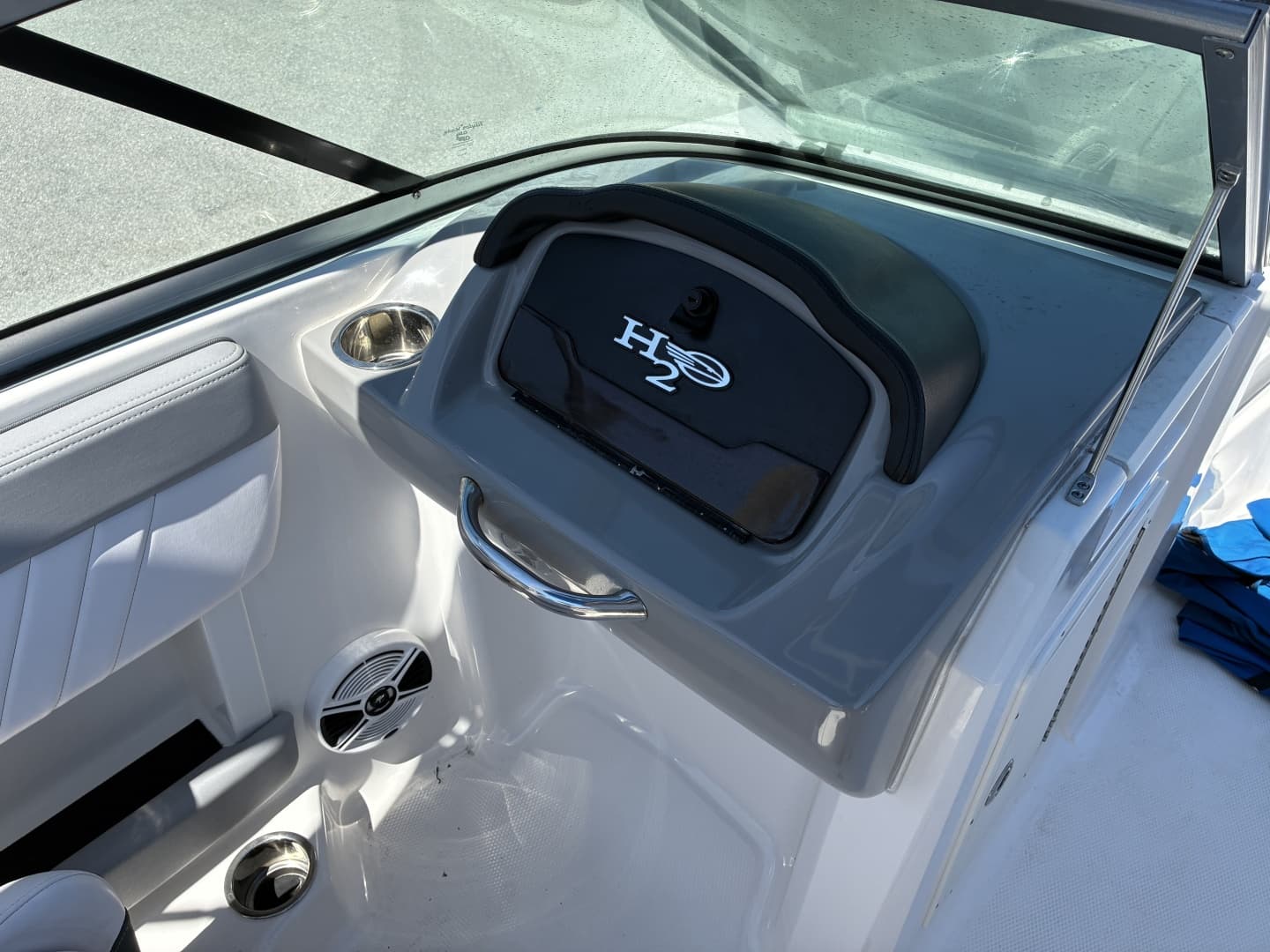 2019 Chaparral 21 H2O Sport