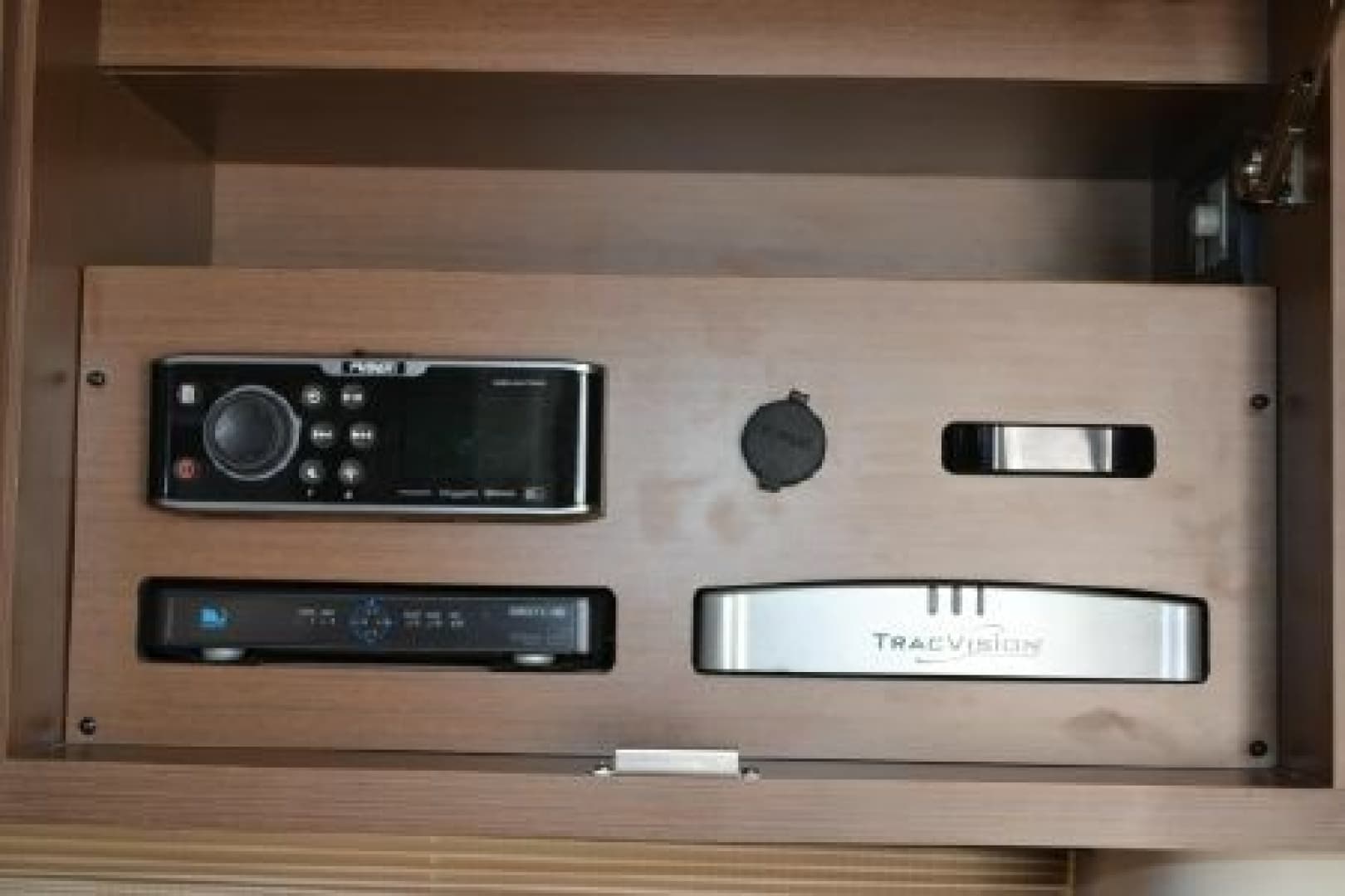 2017 Sea Ray Sundancer 370