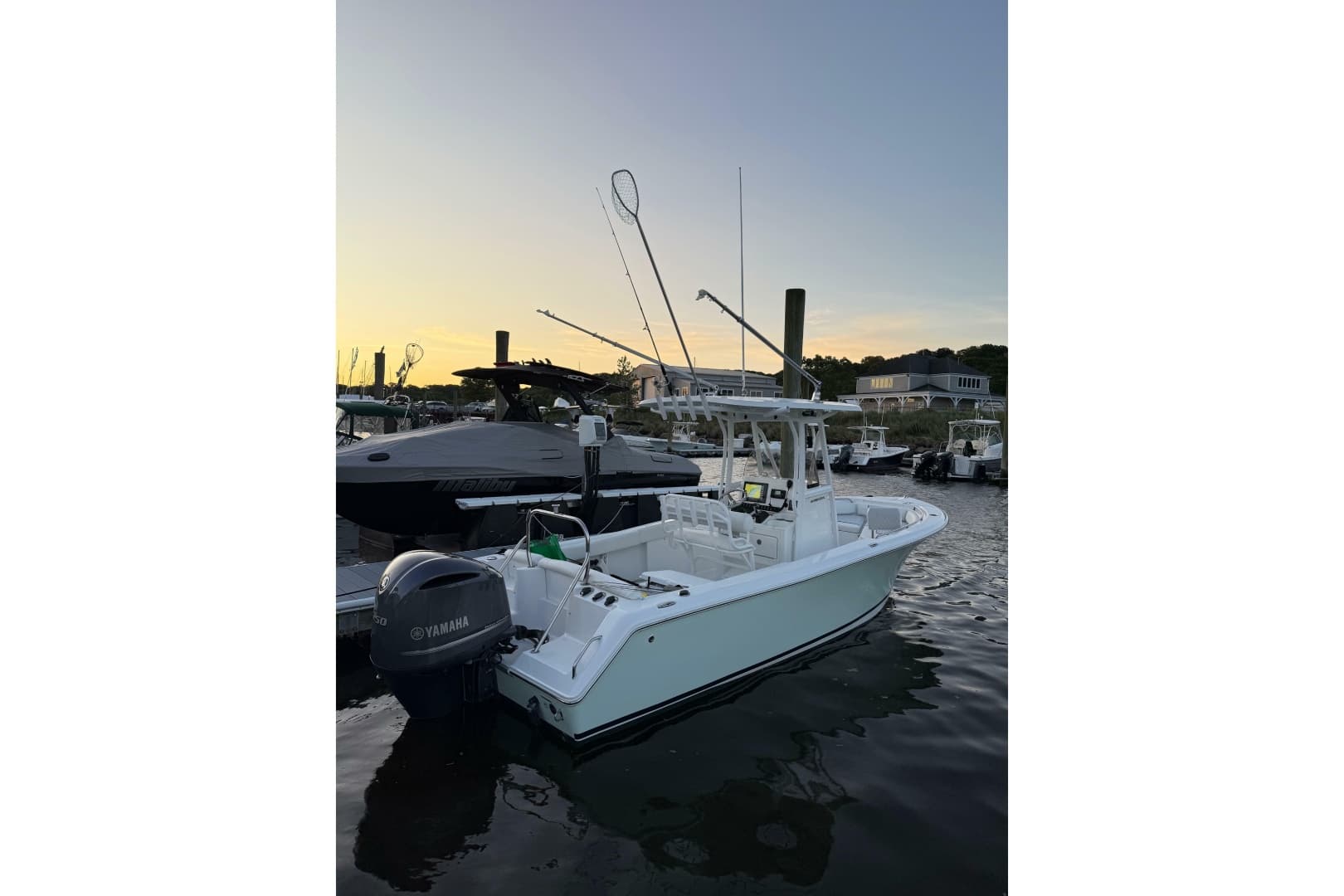 2016 Sea Hunt Ultra 234