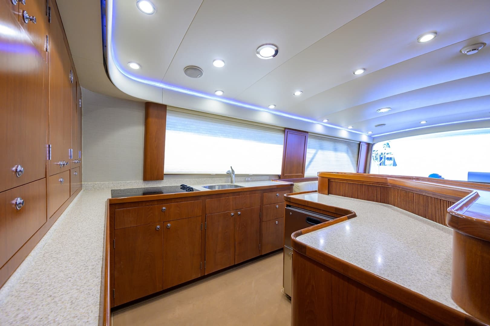 2003 American Custom Yachts 